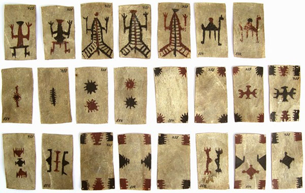 Aónikenk playing cards — The World...